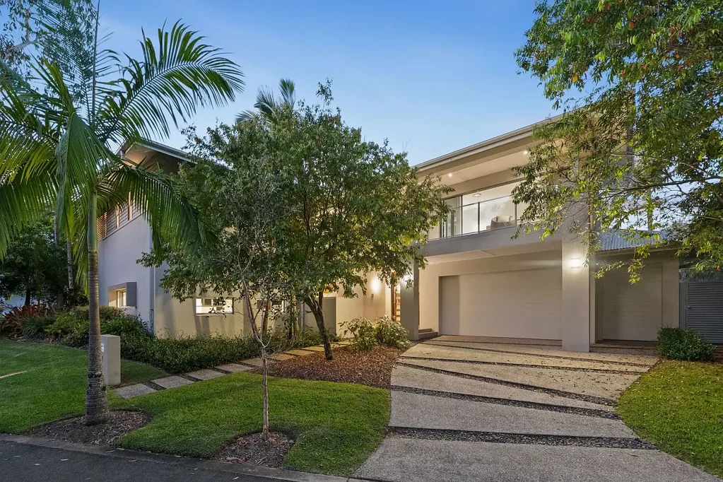 Yaroomba 4房  Luxury Beachside Living in Exclusive Whitehaven Estate