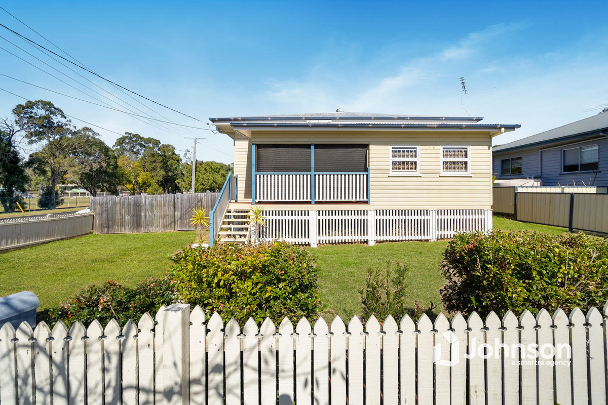 11 BRISBANE RD, EBBW VALE QLD 4304, 0 habitaciones, 0 baños, House