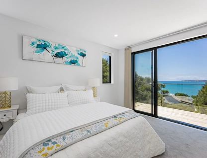 254A Whangaparaoa Road, Red Beach, Rodney, 4 Bedrooms, 2 Bathrooms, House