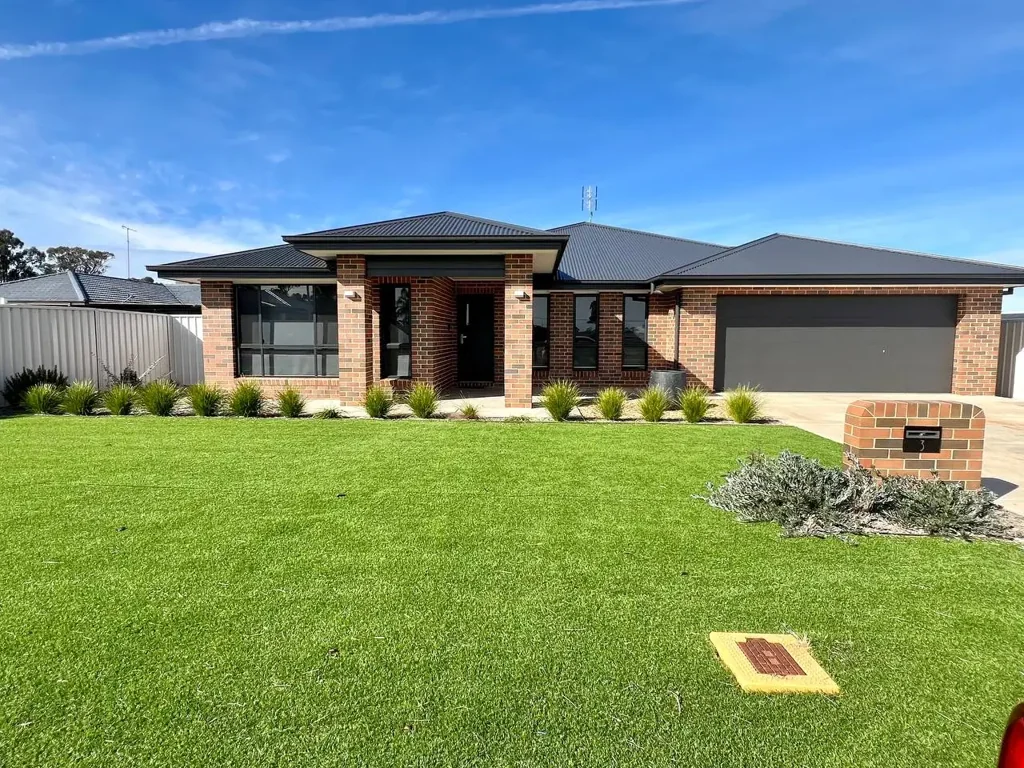 Ray White Real Estate Parkes
