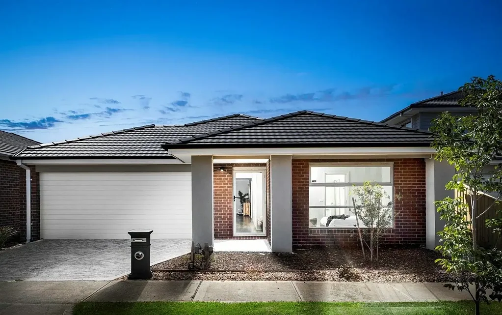 9 Aylesbury Terrace, Werribee, VIC 3030