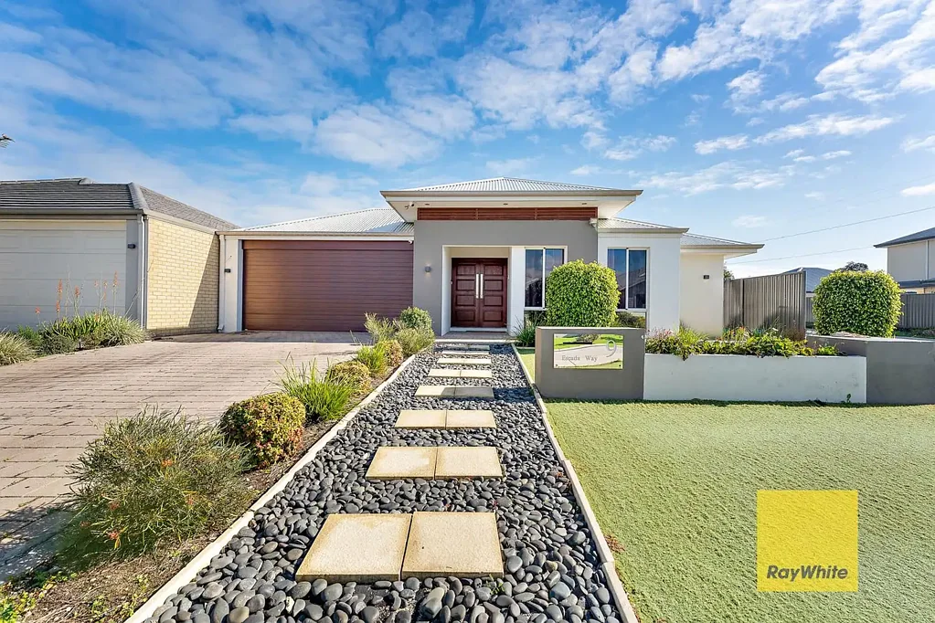 9 Escada Way, Piara Waters, WA 6112