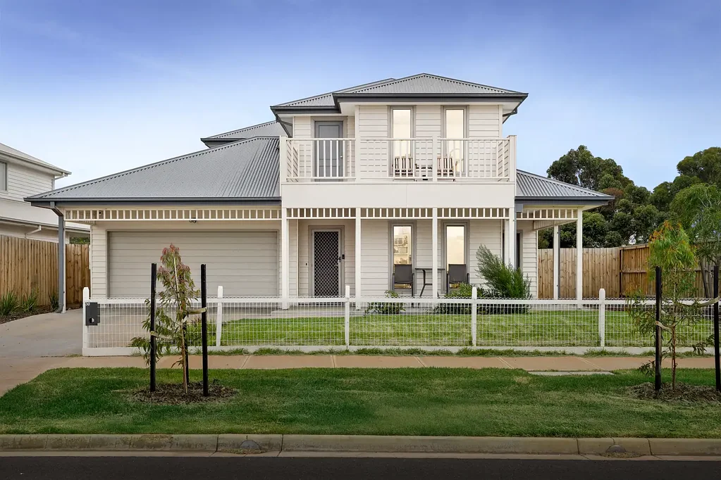 Eynesbury 5Kwarto Quality, Size With Golf Course Views