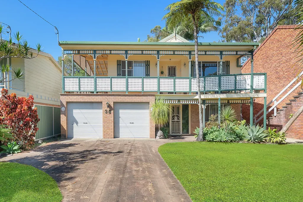 36 Bell Street, Dunbogan, NSW 2443