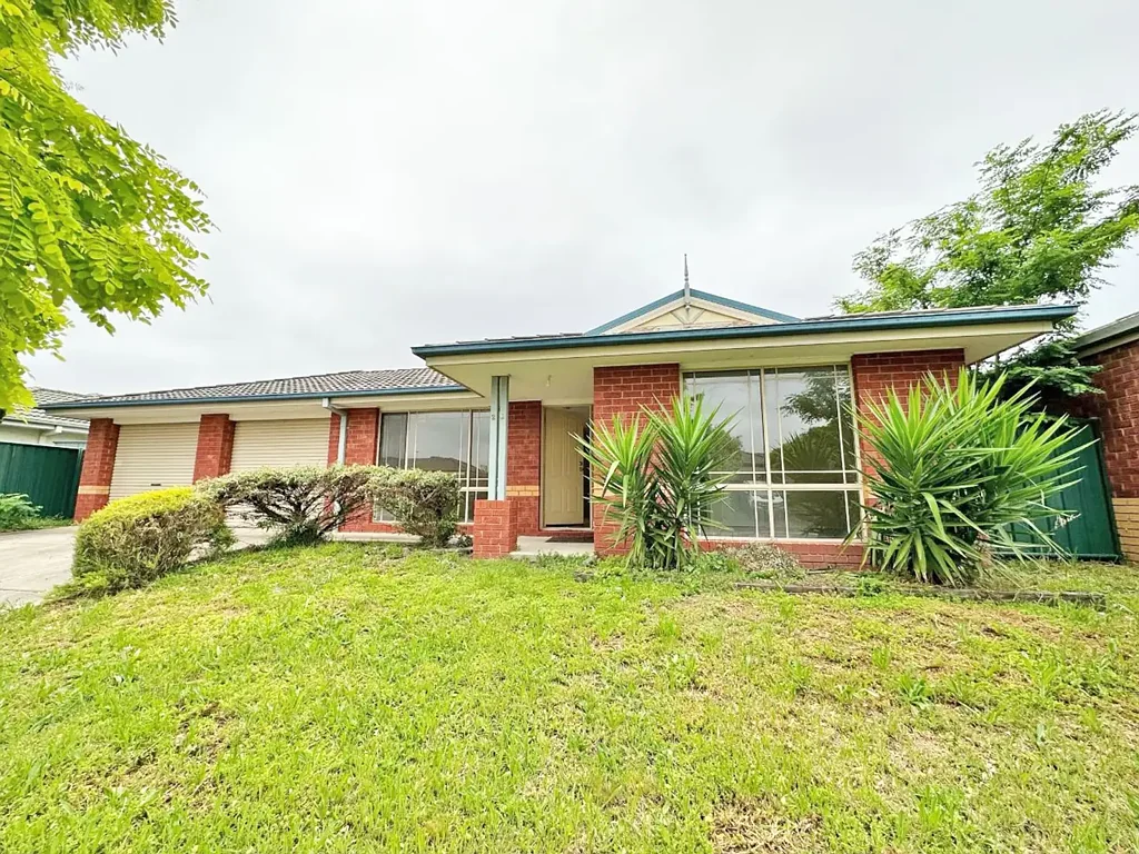 White Knight Estate Agents presents &apos; Perfect Family Living &apos; in Burnside