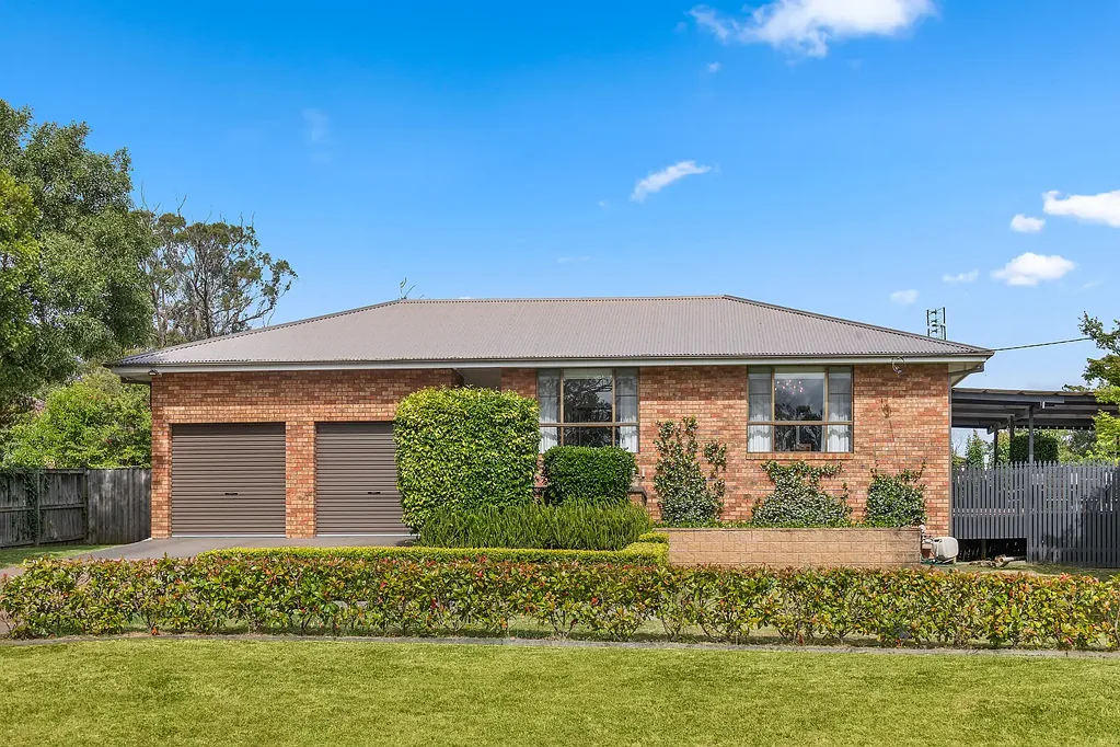 8 Warrigal Street, Willow Vale, NSW 2575