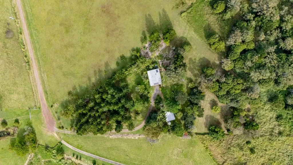 Goomboorian Charming Red Cedar Home on 33.5 Private Acres!