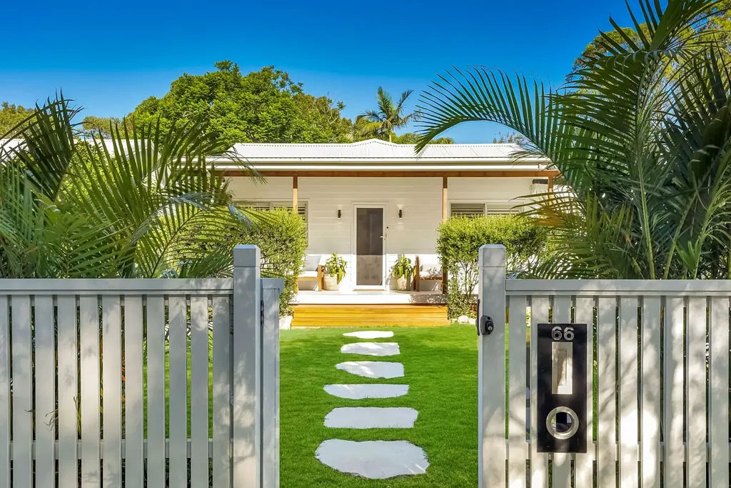 Umina Beach 4 Slaapkamer A Statement in Design, Detail and Lifestyle
