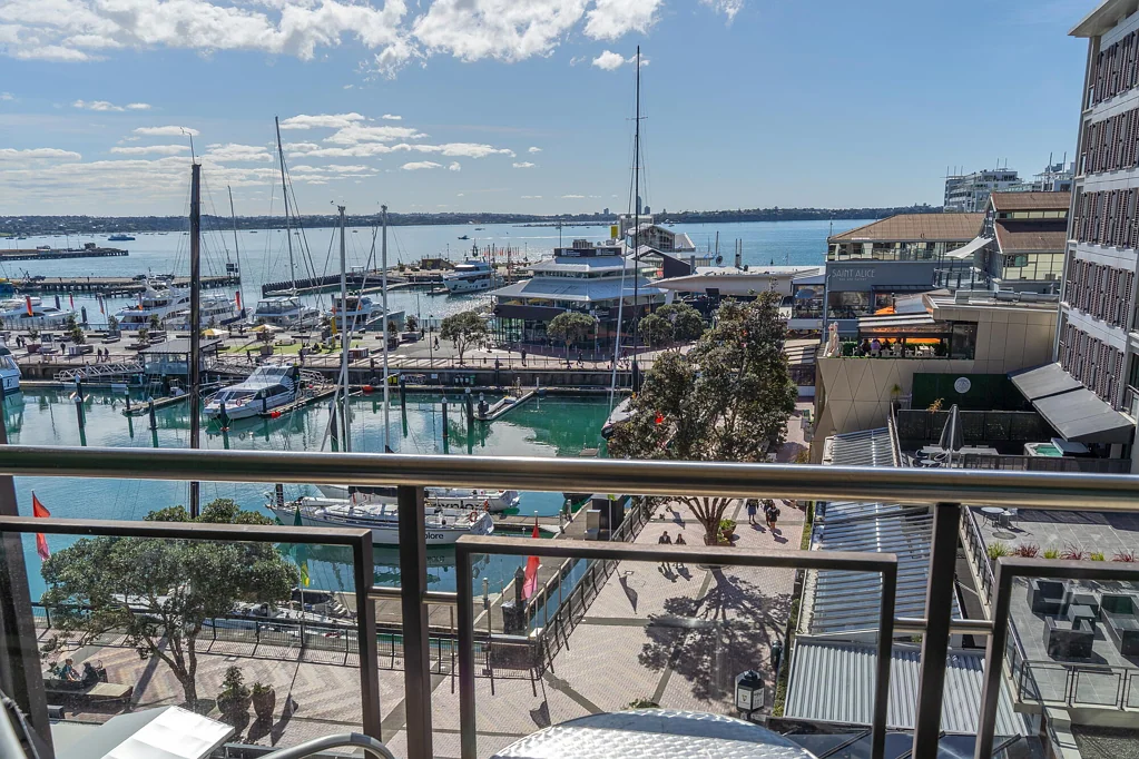 Auckland Central 1房  Waterfront large one bedroom - Deceased Estate