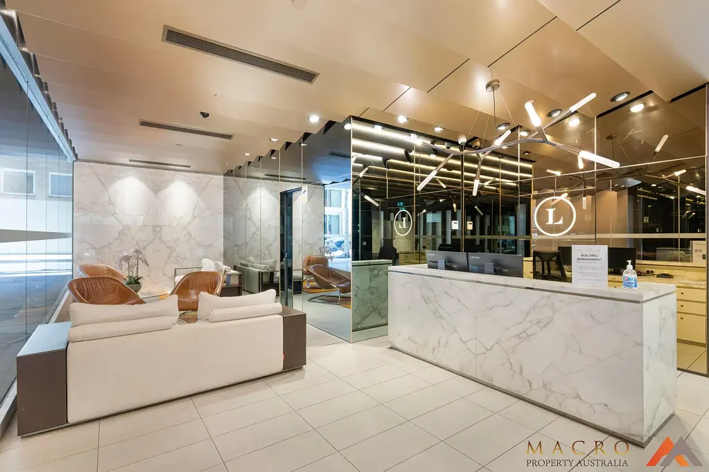 North Sydney 1Kwarto Stylish 1 Bedroom + Study Apartment with Parking, Storage & Resort-Style Facilities