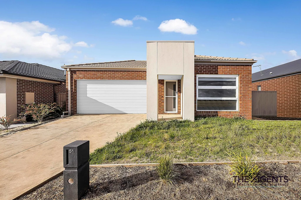 51 Spoonbill Avenue, Winter Valley, VIC 3358
