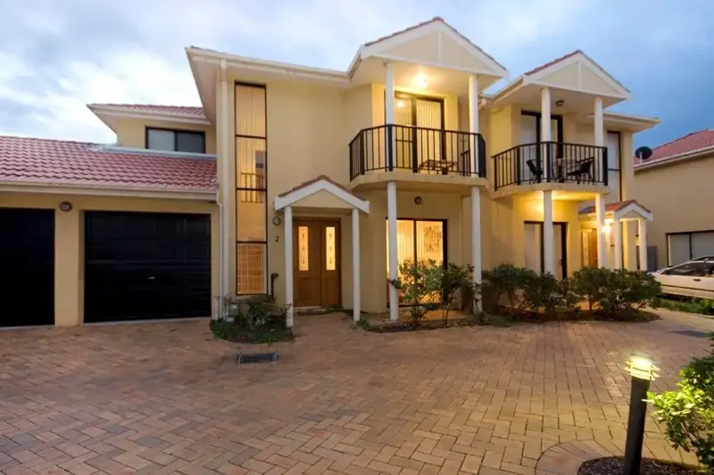 Oversized Two Storey Townhouse