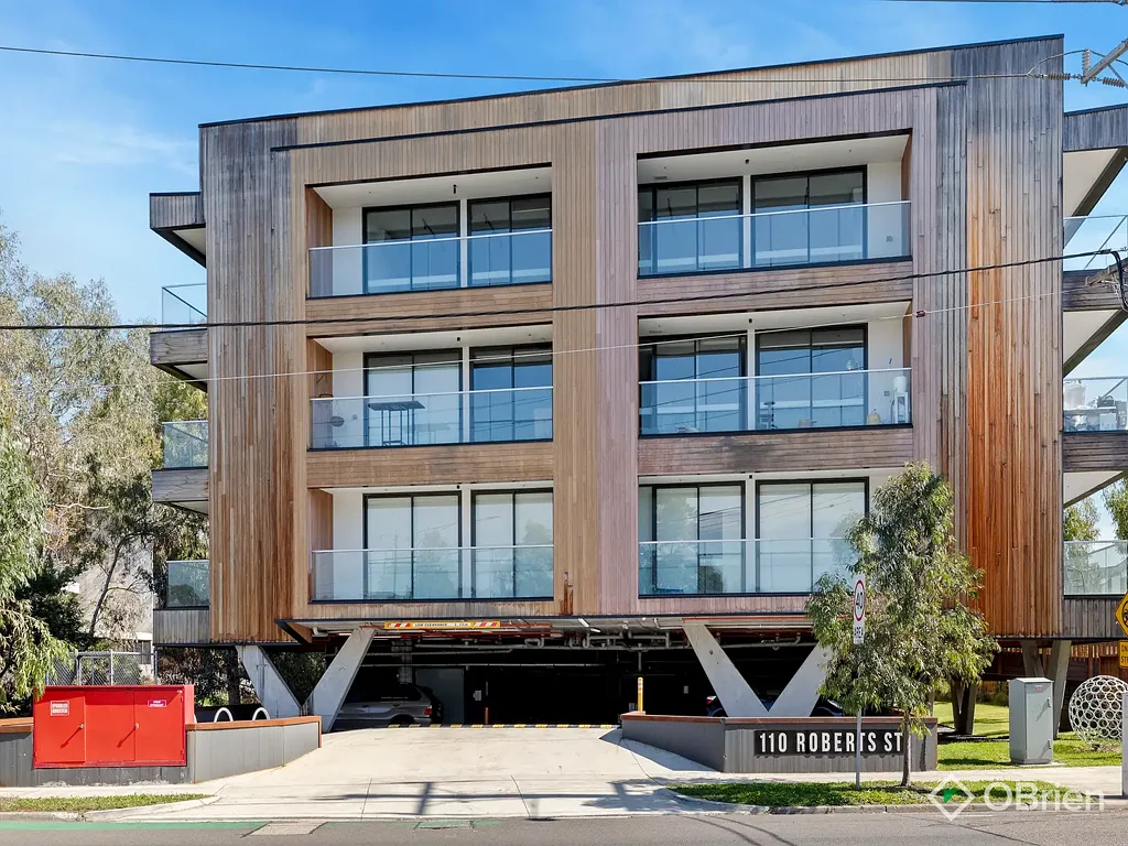West Footscray 1房 独特建筑风格 商店公园餐厅近在咫尺 高雅室内设计 高品质电器设施 宽敞卧室起居区 分体暖/冷空调 安全地下车位 优越地段便利生活 赶紧预约看房！ Ideal First Home Or Superb Investment Opportunity