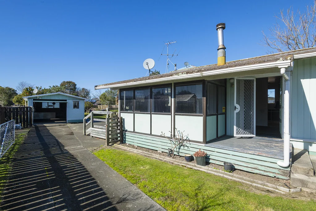 Elgin 3房  Exceptional Value on a Spacious 1/4 Acre Section