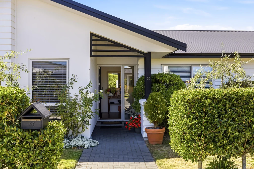 Rangatira Park 3ห้องนอน Downsizing? This one is for you!