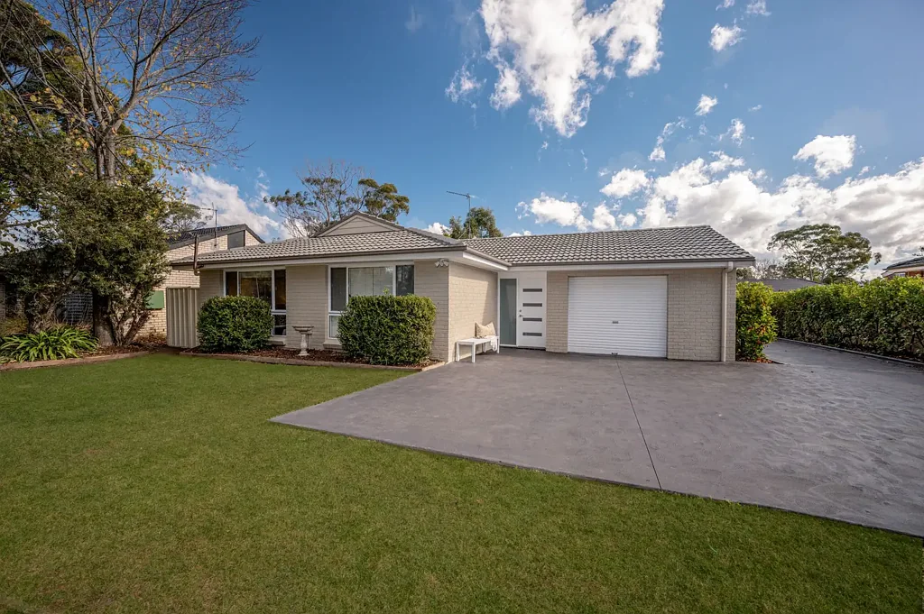 4 Bedroom Home - Convenient Location