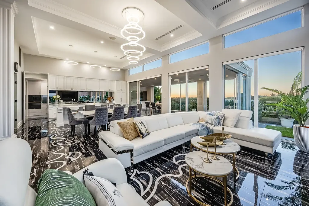 Craigburn Farm 3房  Custom Sophistication Meets Craigburn Farm's Natural Beauty.