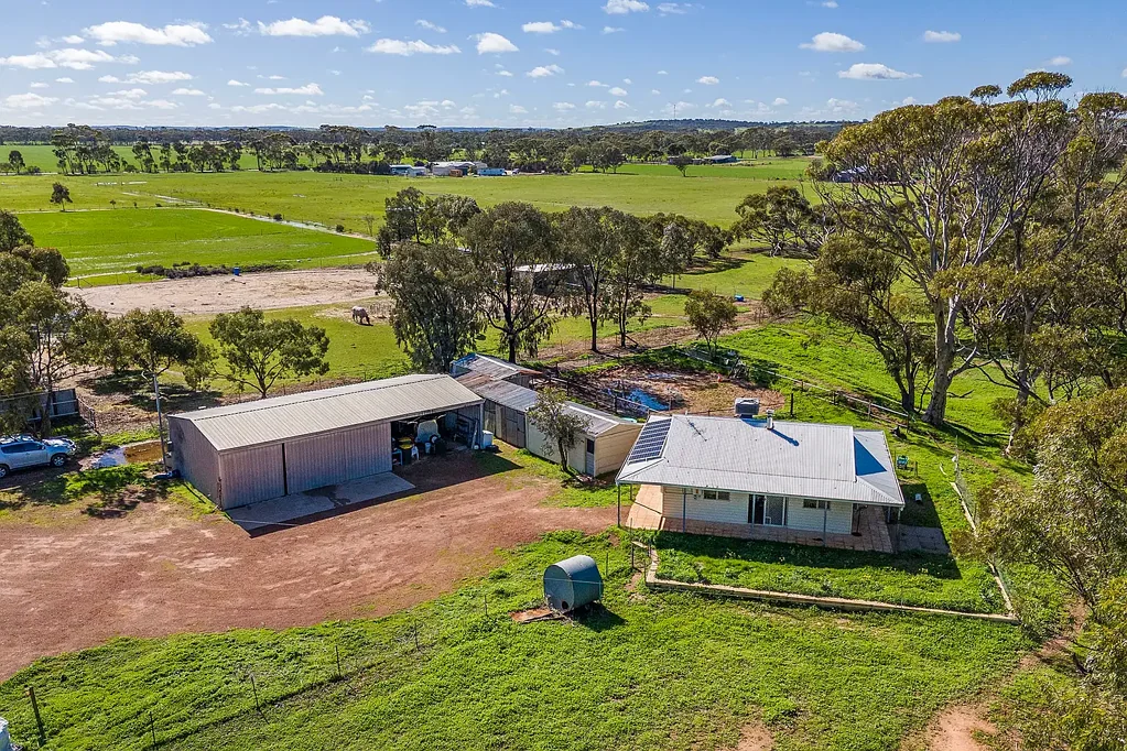 267 Long Street, Moora, WA 6510