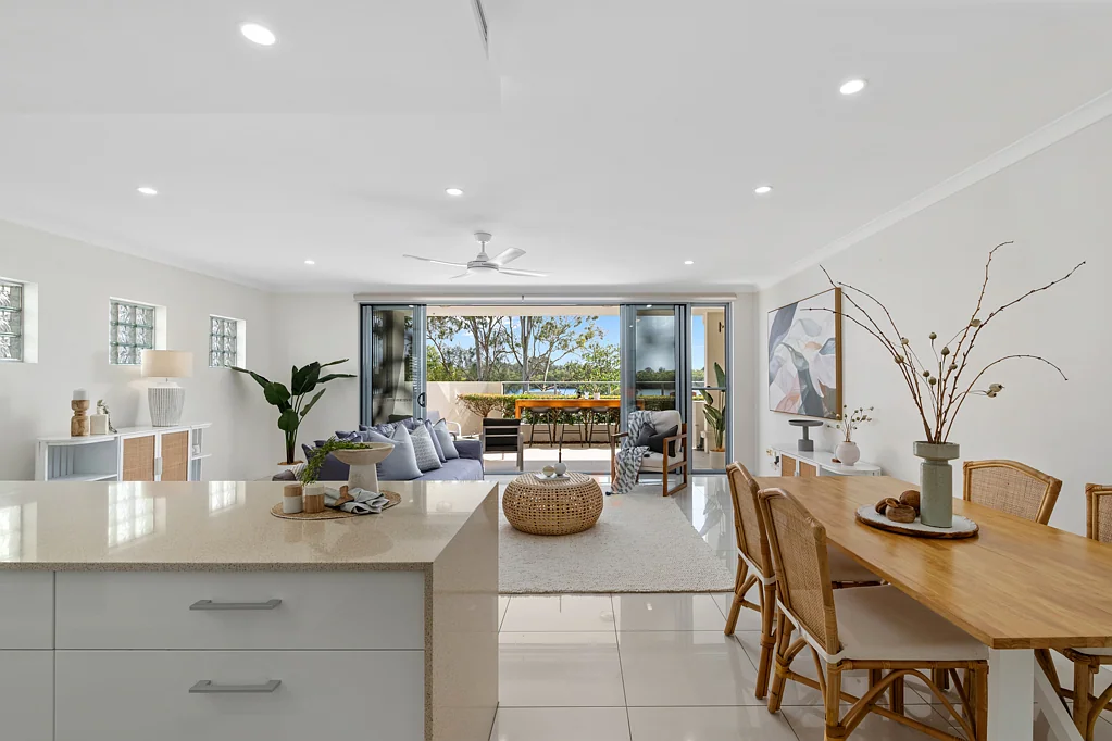 2/299-301 Bradman Avenue, Maroochydore, QLD 4558