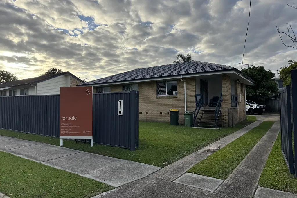 Deception Bay 3Zimmer Opportunity to develop existing 599sqm block