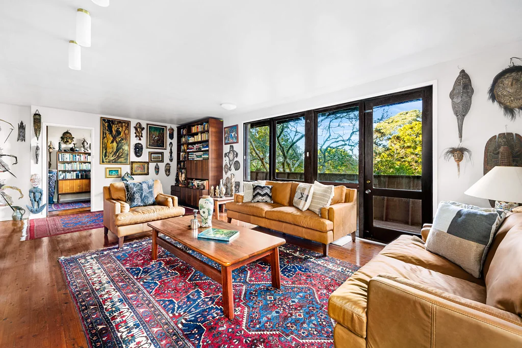 St Ives 4chambre Architecturally distinctive and ready for its next chapter in convenient setting