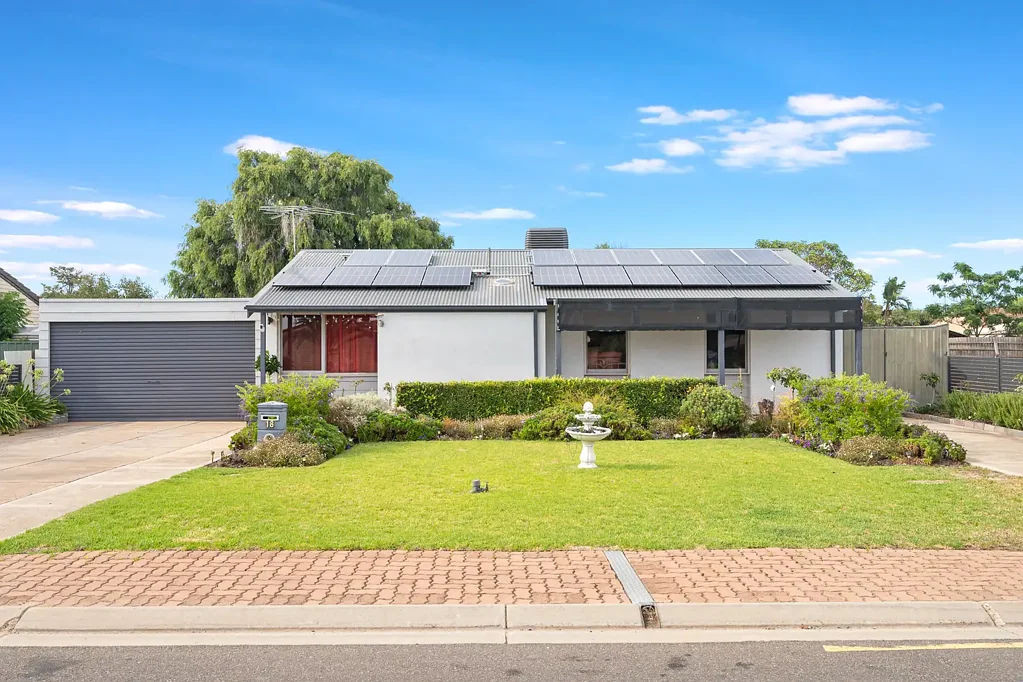 18 Grose Crescent, North Haven, SA 5018