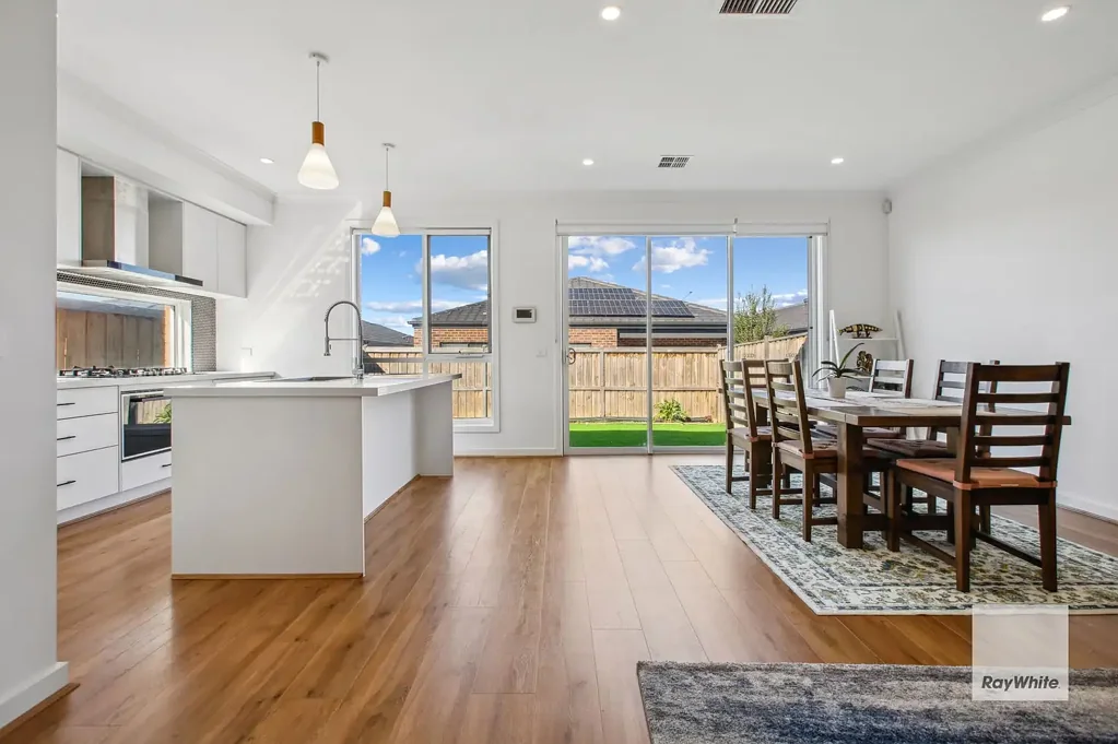 39 Merula Drive, Mambourin, VIC 3024