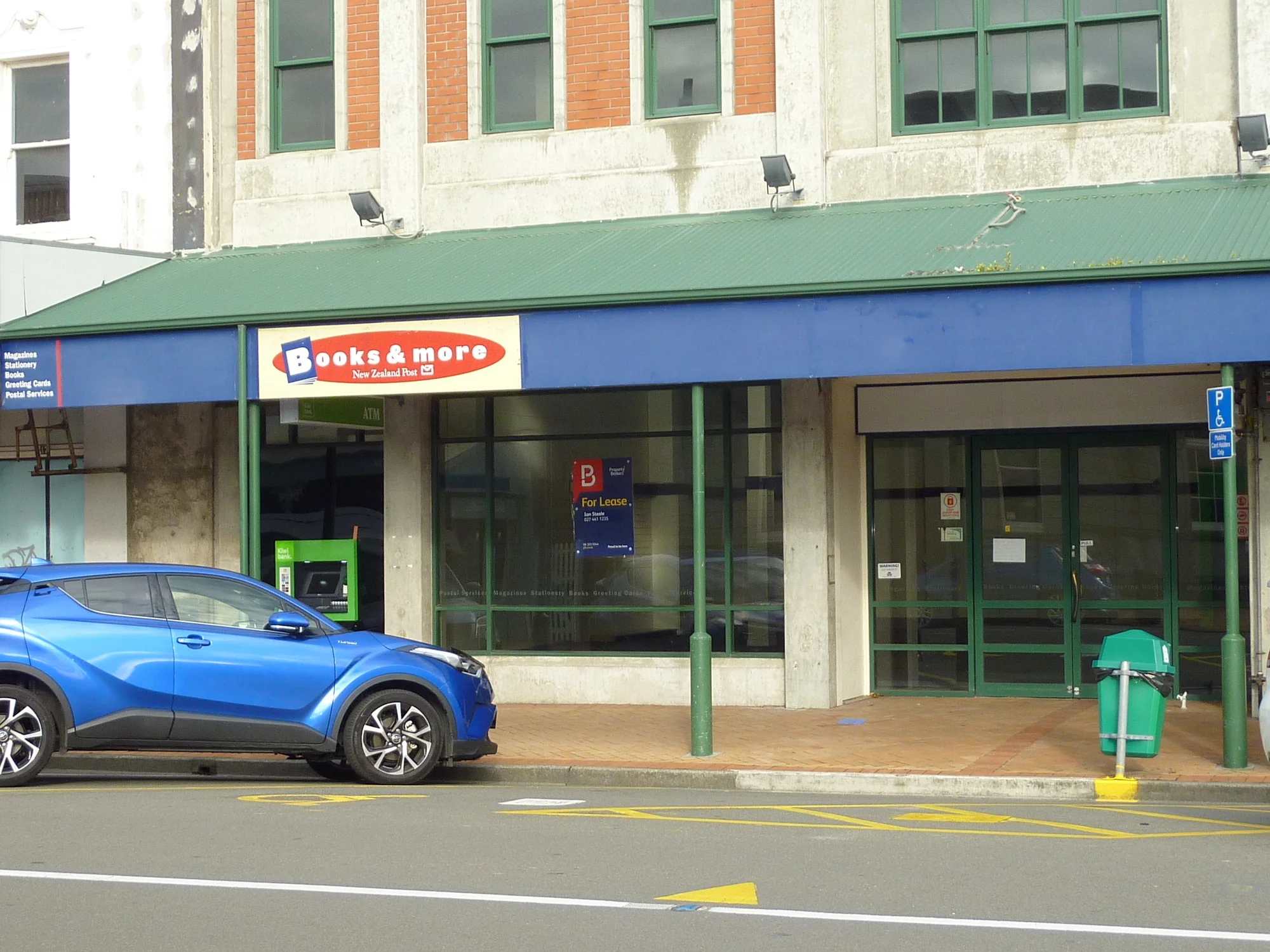 Feilding  Modern and bright