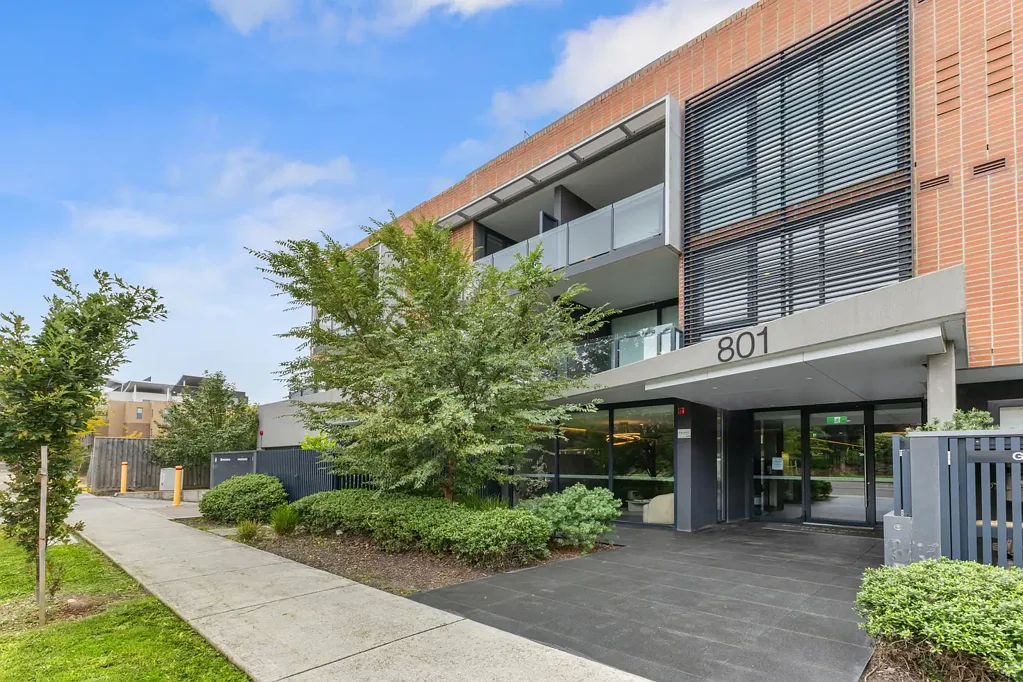 Mont Albert 3 Bedroom Luxurious Living at Its Finest