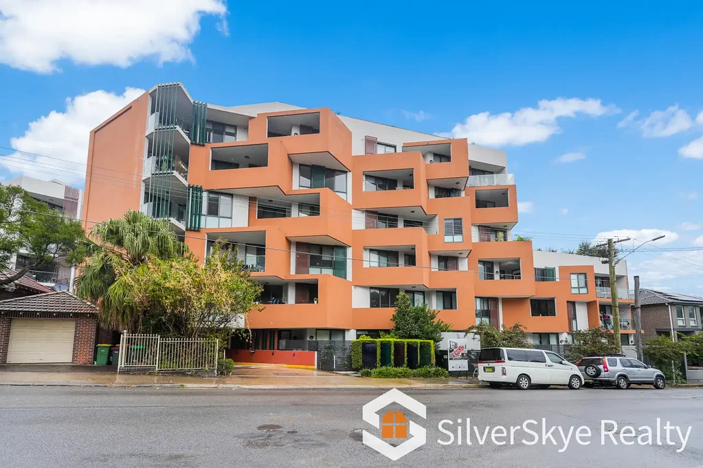 Ashfield 1ห้องนอน Top-Floor 1-Bedroom in Ashfield's Buzzing Heart! Don't miss out