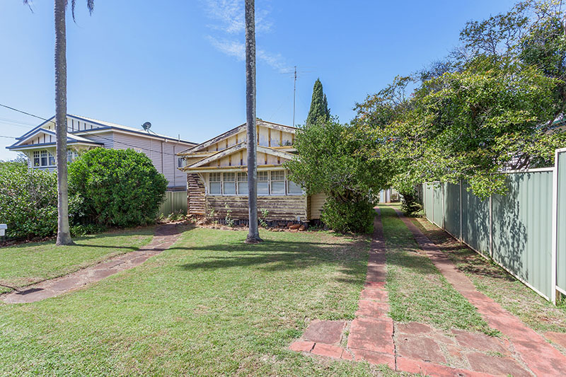 4 TOZER ST, NEWTOWN QLD 4350, 0 침실, 0 욕실, House