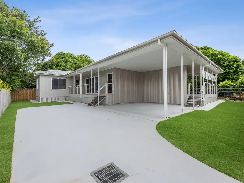 Beautiful 4 Bedroom Home with Ducted Air Conditioning.