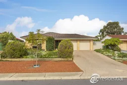 26 Bloodwood Circle, South Lake