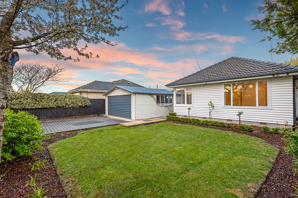Bishopdale 3Moenga Updated, spacious and Ready to Enjoy