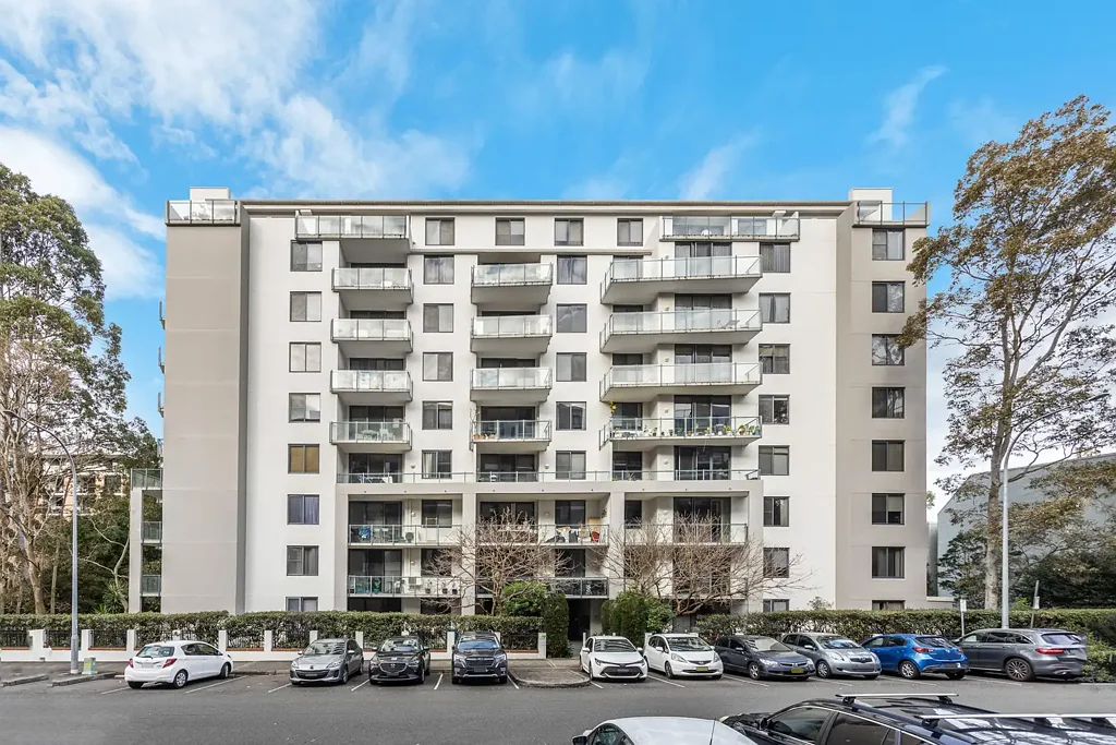 405/2-10 Orara Street, Waitara, NSW 2077