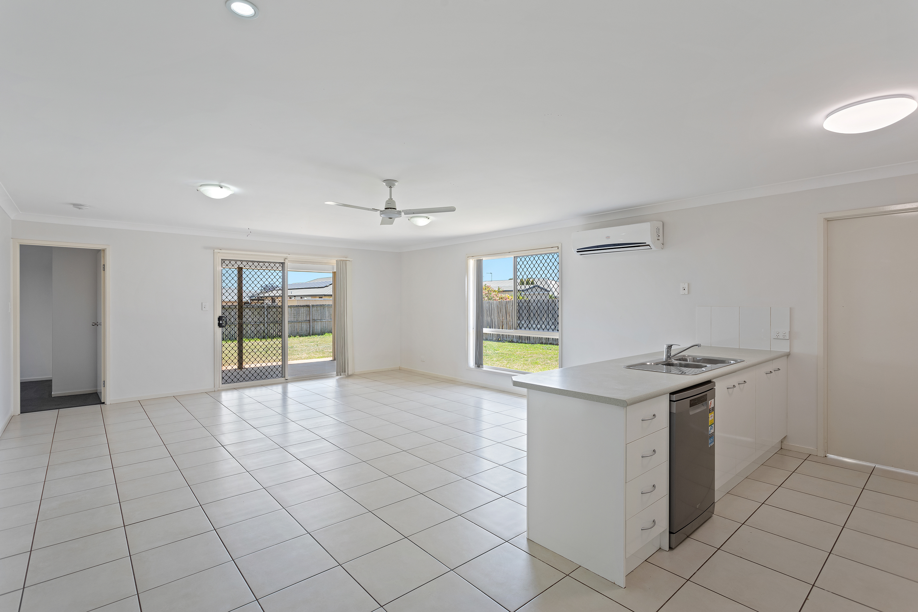 13 CLIVE ST, OAKEY QLD 4401, 0 habitaciones, 0 baños, House