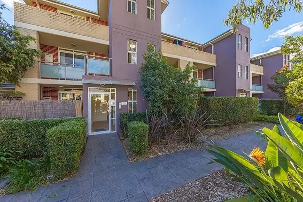 2 Bedroom in Great Location