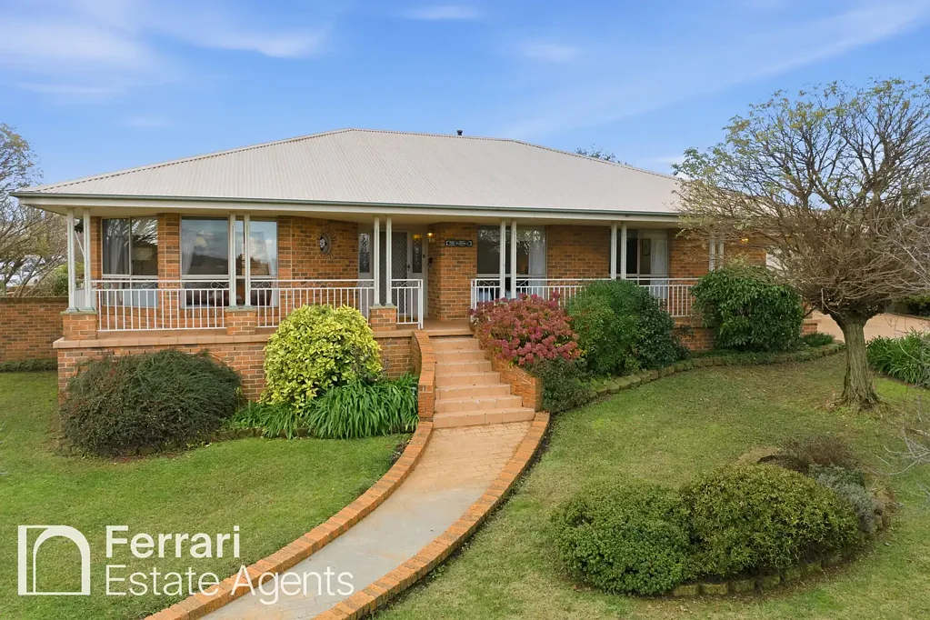 Orange 3ห้องนอน Light, Space and Mt Canobolas Views in North Orange