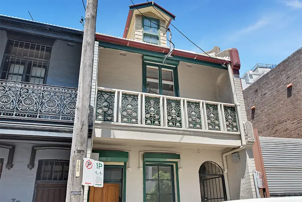 Unfurnished three bedroom terrace