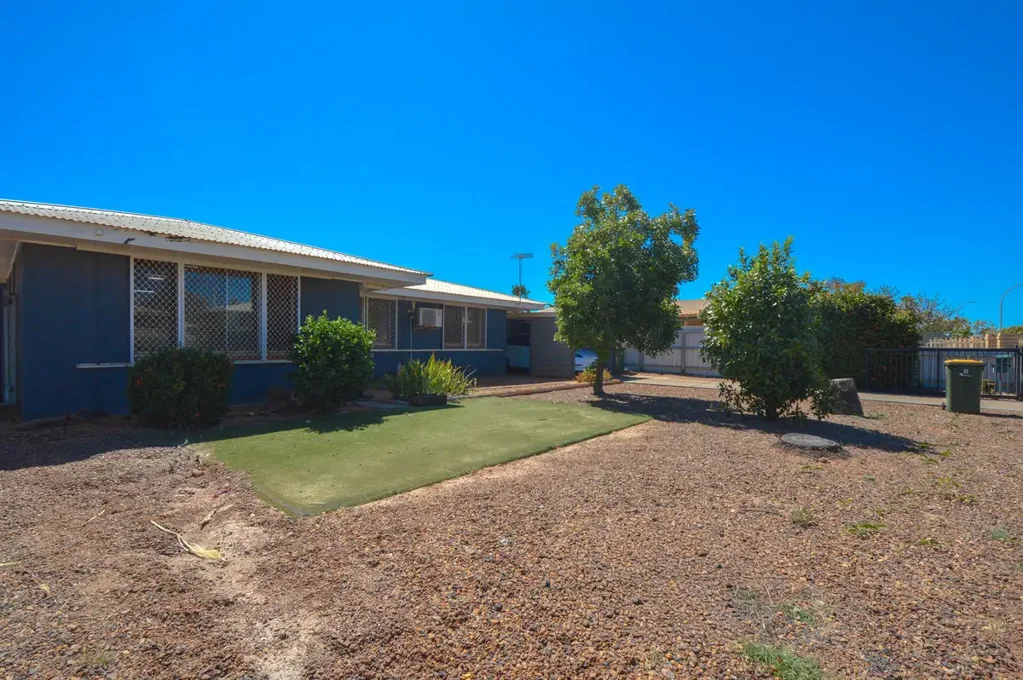 Port Hedland 3房  BRICK HOME WILL SUIT THE INVESTOR OR HOME HUNTER