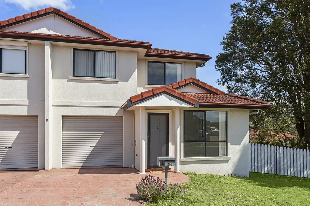 Charming two-bedroom townhouse in the heart of Flinders!
