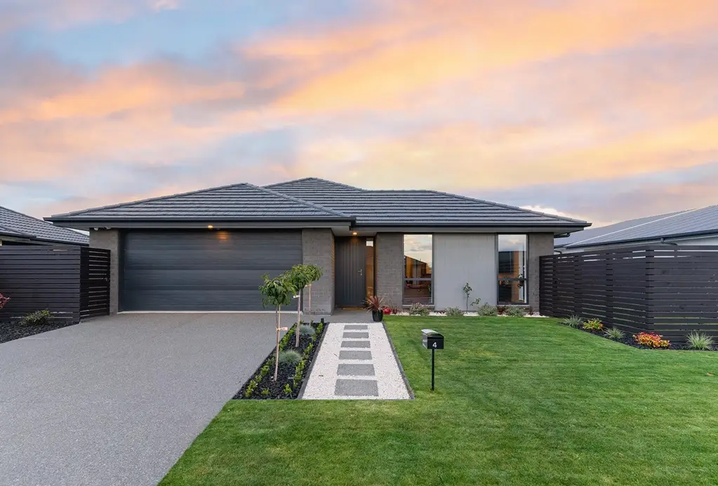 Three Bedroom Home in Prestons Park