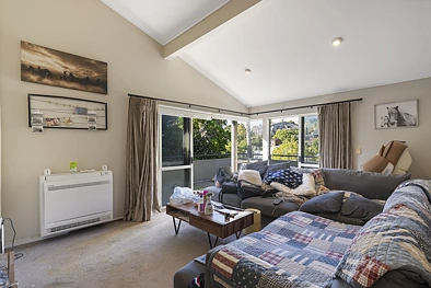 23a Penguin Drive, Murrays Bay, North Shore City, 5 Bedrooms, 3 Bathrooms, House