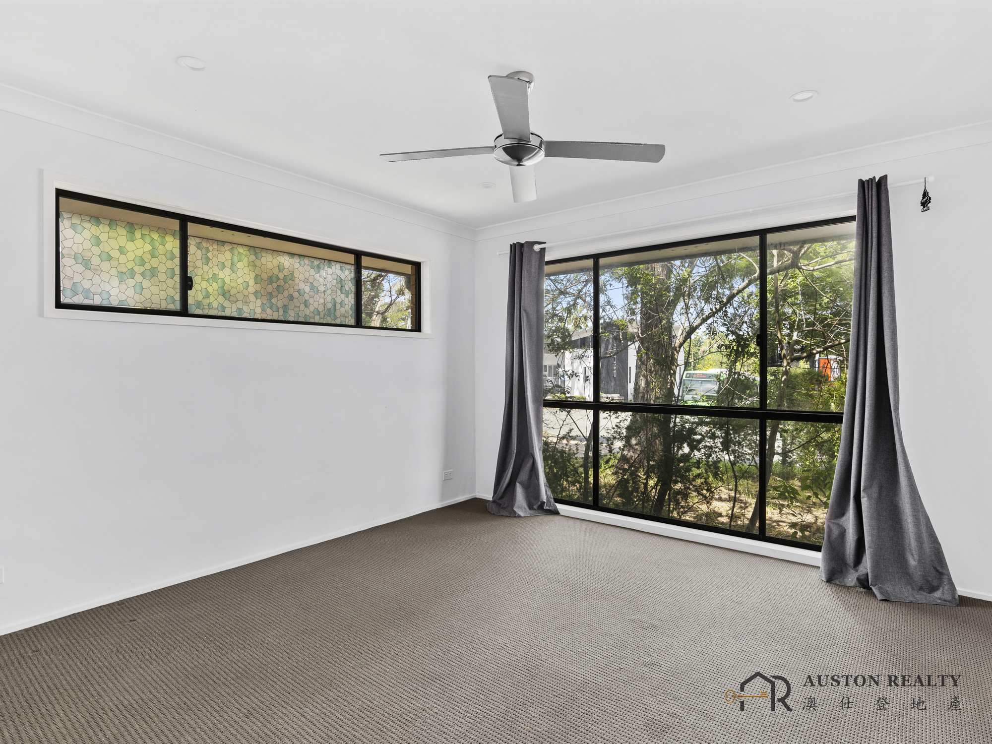 40 CINDERELLA DR, SPRINGWOOD QLD 4127, 0 rūma, 0 rūma horoi, House