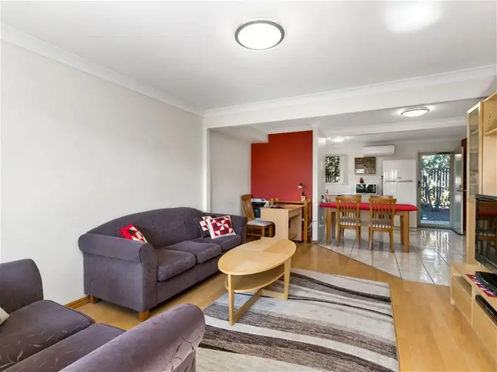 Furnished 3 Bedroom 2 Bathrooms 2 Aircons Home - Available Now