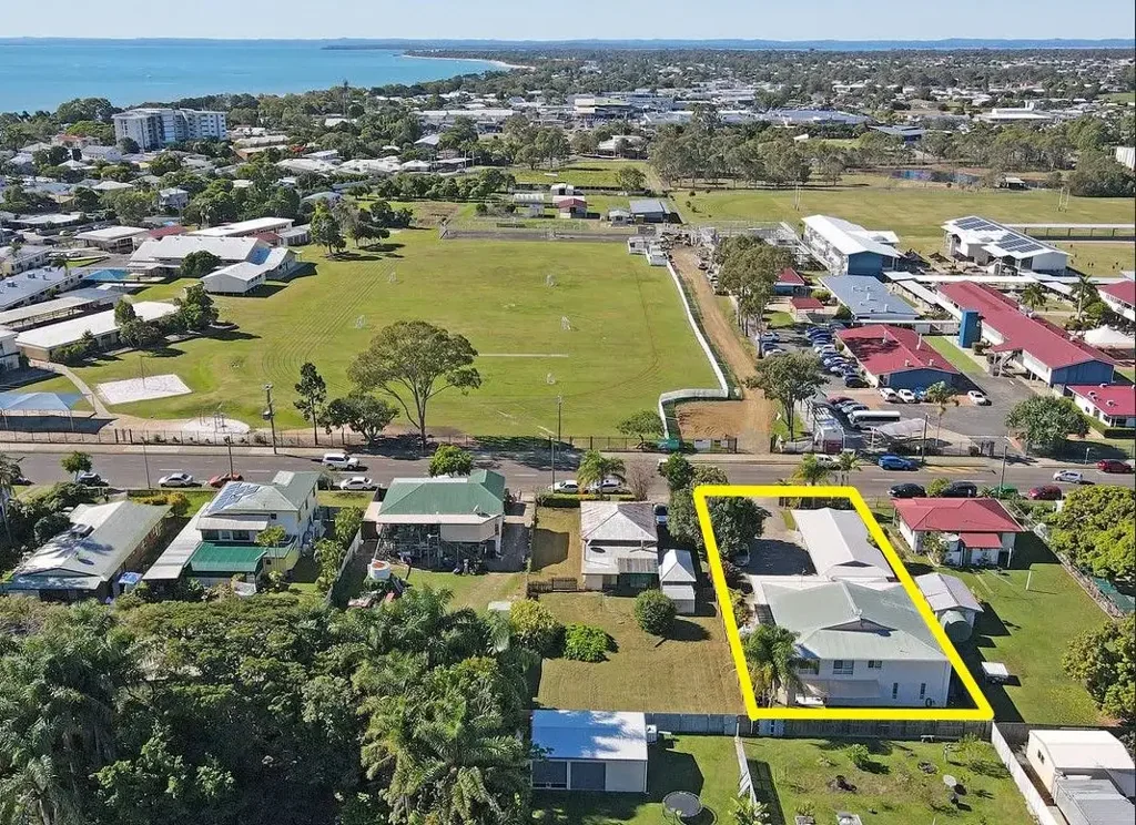 53 Beach Road, Pialba, QLD 4655