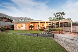 7 Quonoey Road, Kiewa