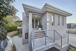 12 Preston Point Road, East Fremantle
