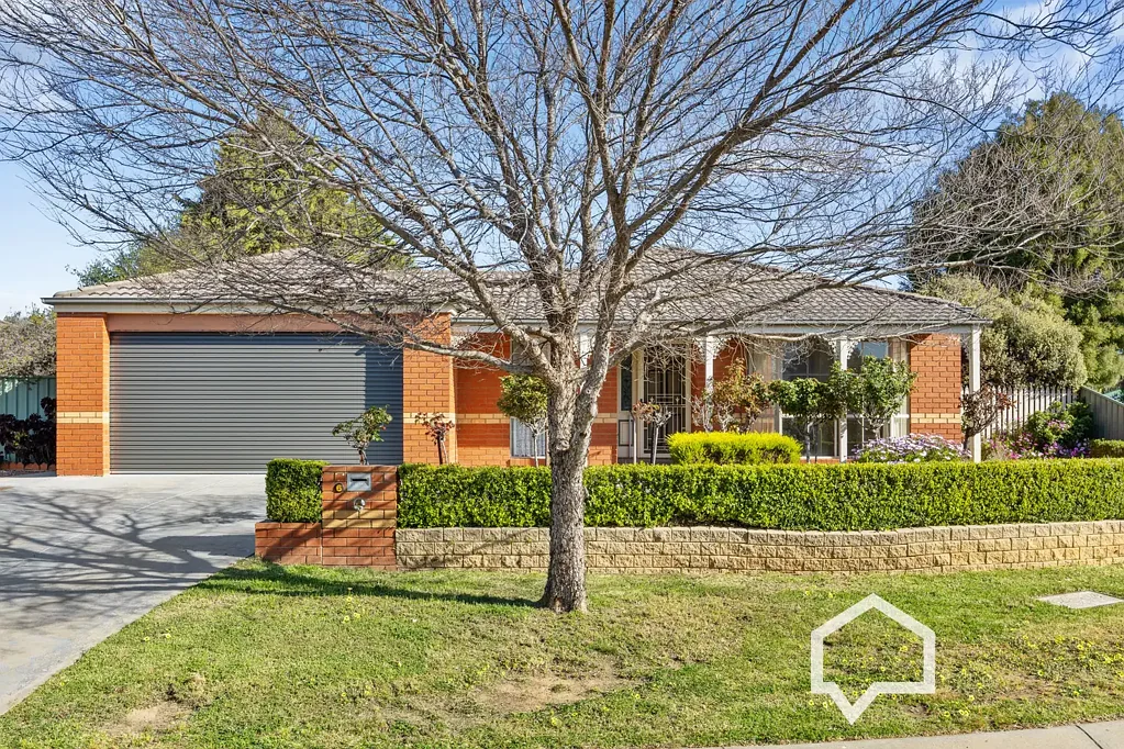 Spacious Family Home with Shed and Side Access