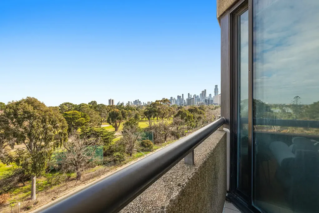 36/27 Queens Road, Melbourne, VIC 3004